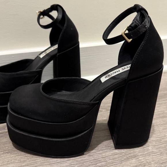 Steve Madden Shoes - Steve Madden Charlize Black Satin Platform Heels | Size 6.5